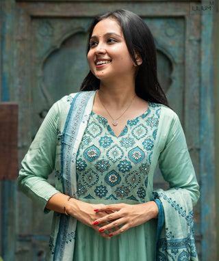 Summer Green Muslin 3-Piece Set with Hand Embroidery