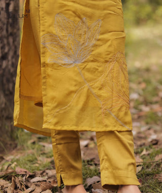 Golden Mustard Aura Embroidered Organza 3 Piece Set