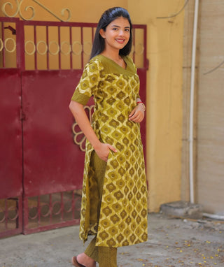 Ochre Olive Cotton Co-ord Set with Elbow Sleeves
