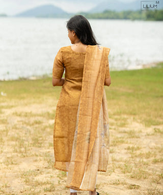 Amber Sandstone Linen Zari Silk Kurti with Shawl