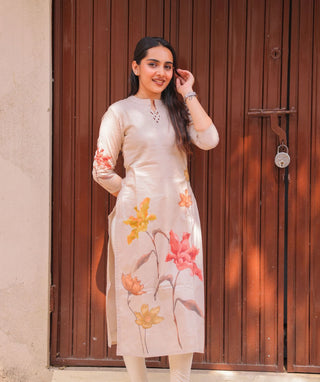 Ivory Bloomscape Cotton Kurti – 3/4 Sleeve Casual Wear