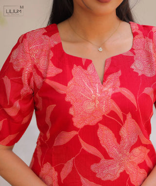 Scarlet Bloom Red Foil Crush Crepe Kurti – Festive Chic