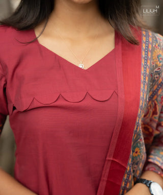 Rosso Opulence slub Silk Kurti with Shawl & Elegance