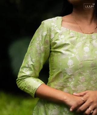 Green Harmony Banaras Kurti With Open Slit 3/4 Sleeve