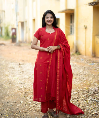 Sindoor Ruby Cotton Handloom A-Line 3 Piece Set with Pockets