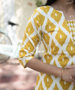 Golden Haldi Cotton Kurti Set – 3/4 Sleeve Summer Wear