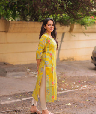 Citrine Garden Cotton Kurti – Trendy Casual Wear for Women