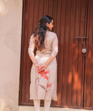 Ivory Bloomscape Cotton Kurti – 3/4 Sleeve Casual Wear