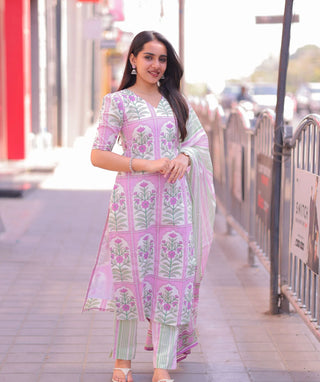 Blush Lotus Cotton 3 Piece Set with Pockets for Women