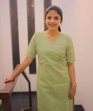 Olive Green Handloom Cotton Co-Ords with Pockets – Casual Chic