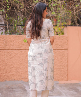 Ivory Sand Leaf Siberian Tussar Co-Ord Set with Pockets
