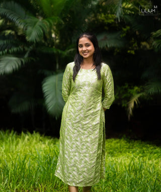 Green Harmony Banaras Kurti With Open Slit 3/4 Sleeve