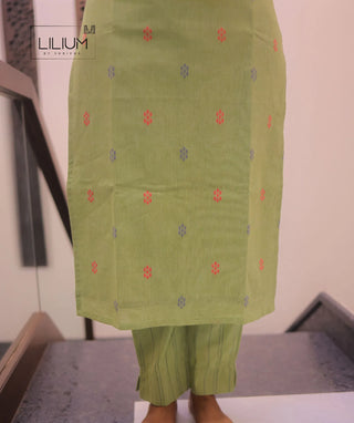 Olive Green Handloom Cotton Co-Ords with Pockets – Casual Chic