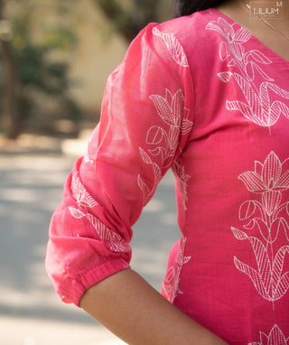 Gulabi Whisper Cotton Kurti – Casual 3/4 Sleeve Style