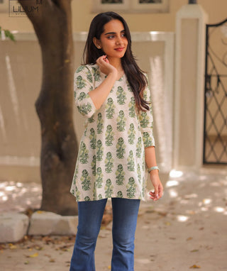 Sage Meadow Cotton Short Top with 3/4 Sleeves