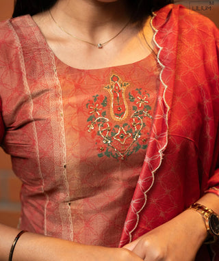 Terracotta Coral Bloom Hand Embroidered Muslin 3 Piece Set