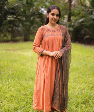 Sunbaked Terracotta Georgette 3-Piece Set with Pockets