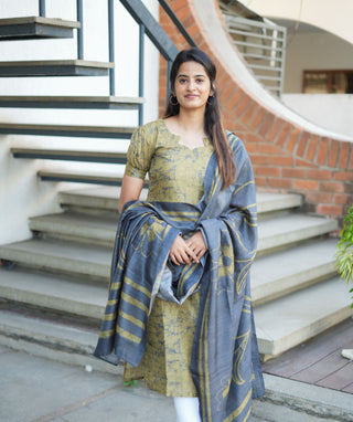 Spring Bloom - Green Raw Silk Kurti with Shawl