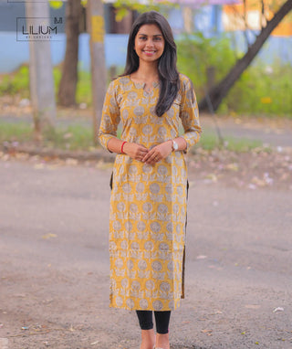 Saffron Soul Cotton Kurti with Open Slit & 3/4th Sleeves