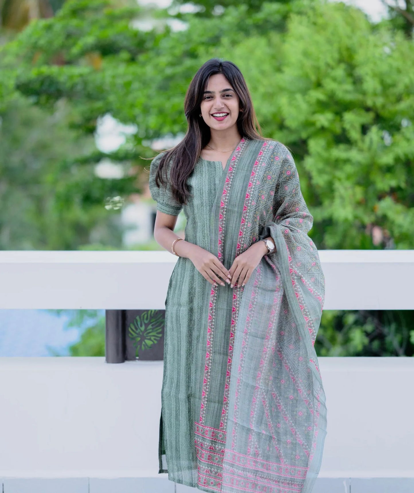 Fern Green Chanderi Kurti with Shawl – Traditional Wear