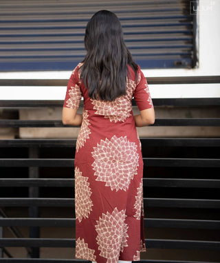 Crimson Charm Cotton Ready to Wear Kurti – Casual Comfort