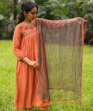 Sunbaked Terracotta Georgette 3-Piece Set with Pockets