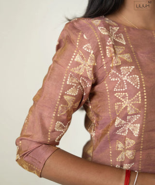 Blush Bronze Foil Print Rayon Kurti – Trending Casual Wear