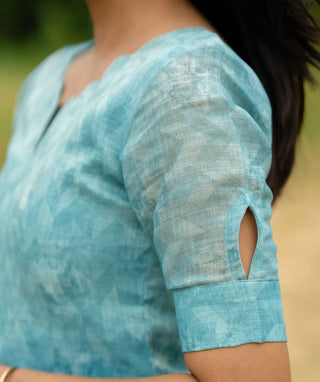 Aqua Fern Linen Zari Silk Kurti with Shawl – Casual Elegance