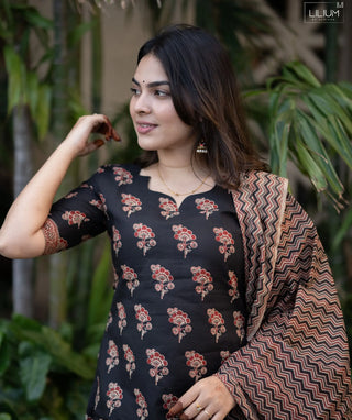 Black Ember Floral Handloom Cotton 3-Piece Set with Pockets