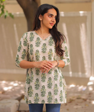 Sage Meadow Cotton Short Top with 3/4 Sleeves