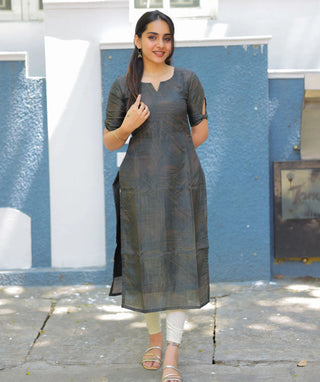 Midnight Moss Shimmer Muslin Kurti – Elbow Sleeve Casual