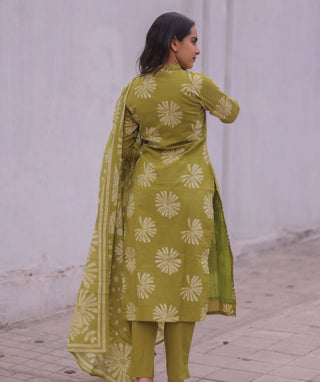 Pistachio Petal Veil Cotton 3-Piece Kurti Set