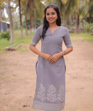 Silver Sage Handloom Cotton Kurti – Everyday Comfort Wear