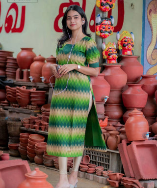 Verdant Green Cotton Kurti – Lined Casual Wear