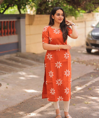 Ember Blossom Cotton Kurti – Everyday Elegance for Women