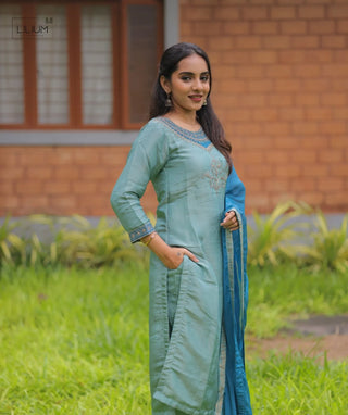 Azure Lotus Tissue Silk 3-Piece Set with Pockets