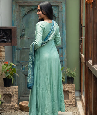 Summer Green Muslin 3-Piece Set with Hand Embroidery