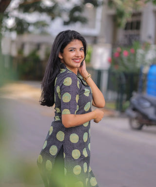Sage Noir Mosaic Cotton Kurti – Casual Elbow Sleeve