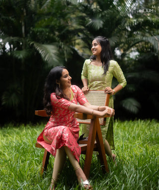 Peach Blossom Banaras Kurti With Open Slit Elbow Sleeve