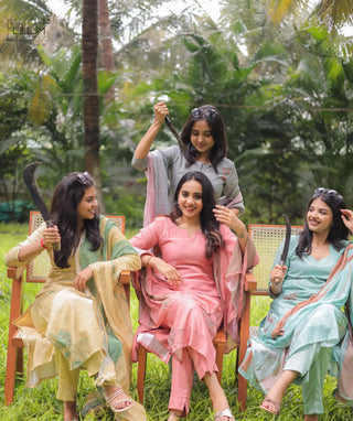 Rose Dominion Muslin 3-Piece Festive Set With Pockets