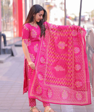 Fuchsia Bloom Cotton 3 Piece Set with Pockets for Women