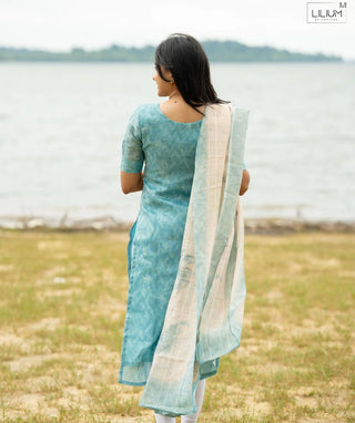 Aqua Fern Linen Zari Silk Kurti with Shawl – Casual Elegance