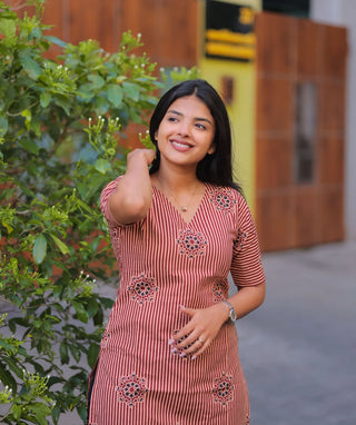 Mulberry Dune Cotton Kurti | Everyday Ethnic Elegance