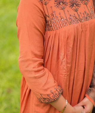 Sunbaked Terracotta Georgette 3-Piece Set with Pockets