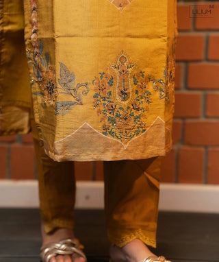 Desert Honey Beige Hand Embroidered Muslin 3 Piece Set