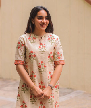 Vanilla Blossom Cotton Kurti with Lining | Everyday Elegance
