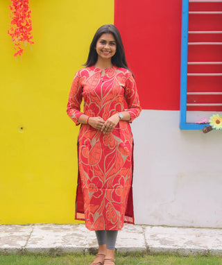 Scarlet Peach Muslin Kurti – Trendy Casual 3/4 Sleeve