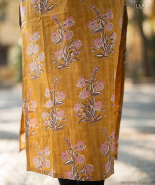 Golden Marigold Cotton Kurti with 3/4 Sleeves – Casual