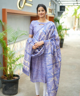 Lavender Sky Raw Silk Kurti with Shawl – Casual Elegance