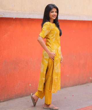 Honey Mustard Bloom Rayon Co-ord Set with Pockets Trend